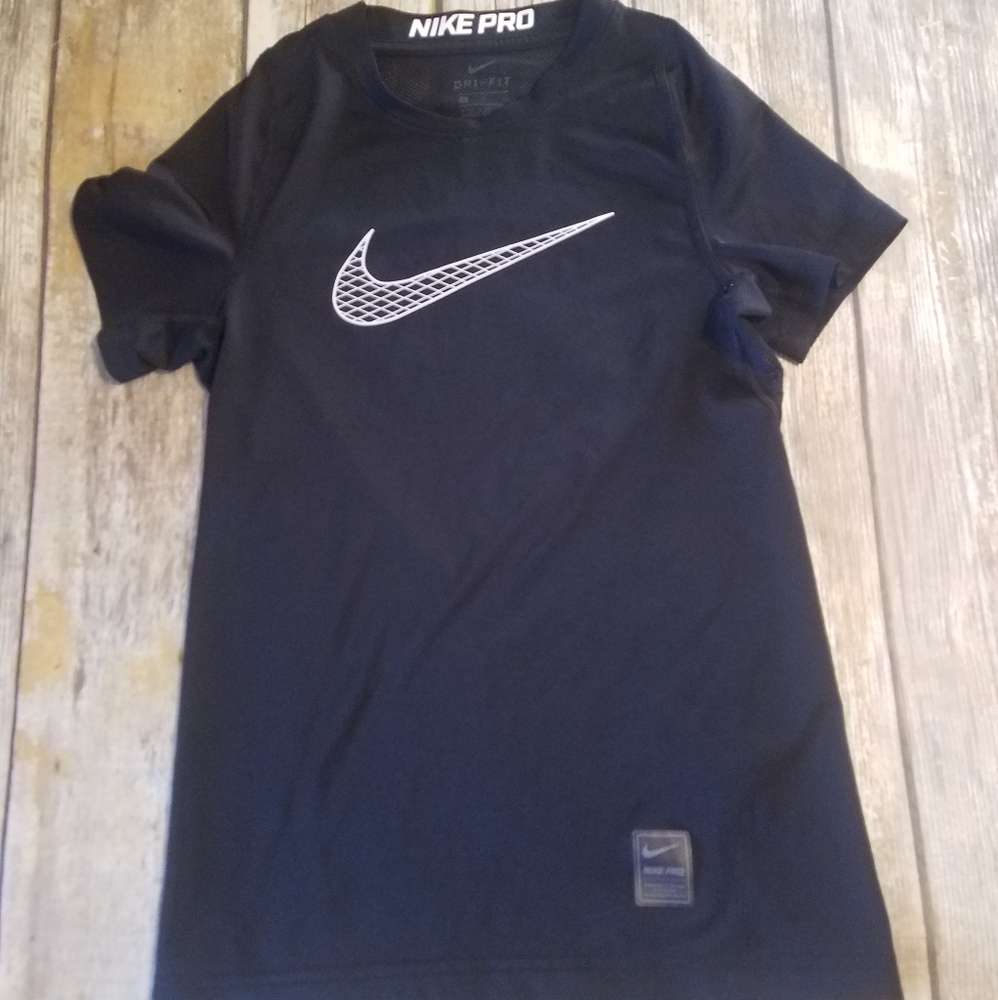 Nike Pro